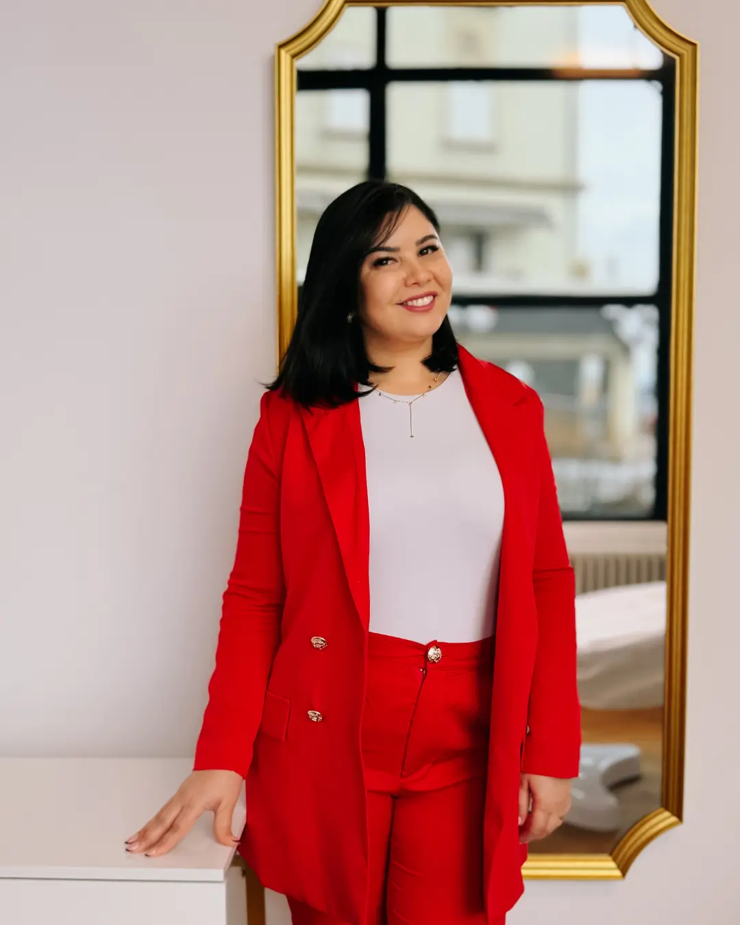 Aline Ferreira - spécialiste en micropigmentation et esthétique avancée